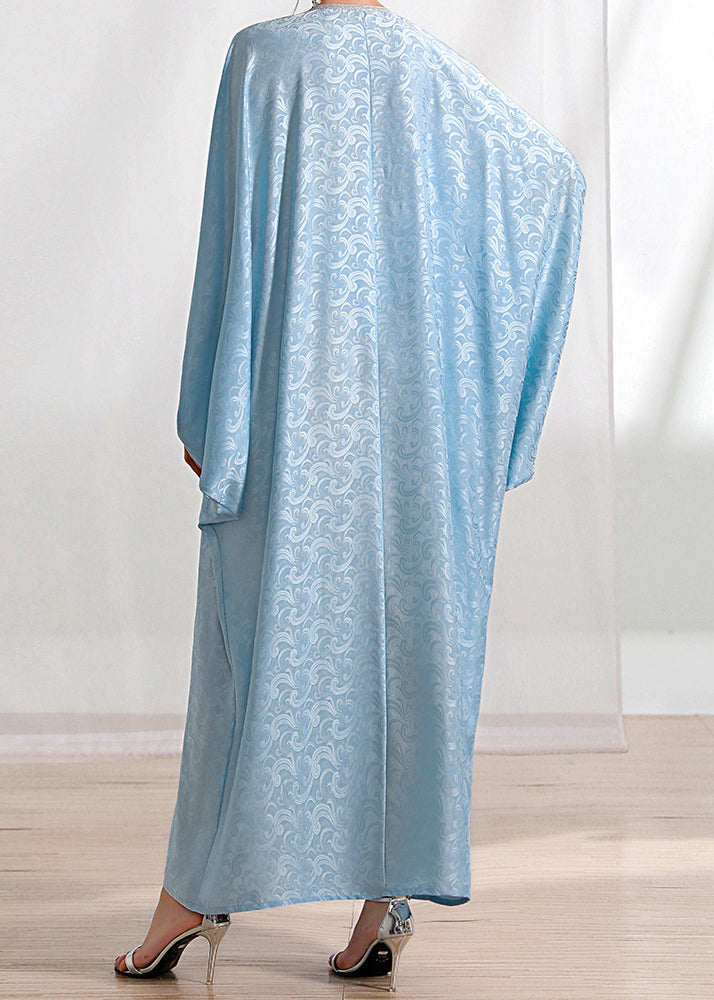 Robe longue ample en soie bleu clair avec pompons et zircons, manches chauve-souris AA1056