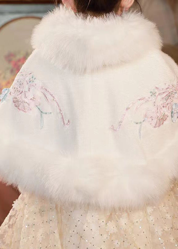 Lovely White Button Fur Collar Girls Fuzzy Fur Cloak Winter WL015