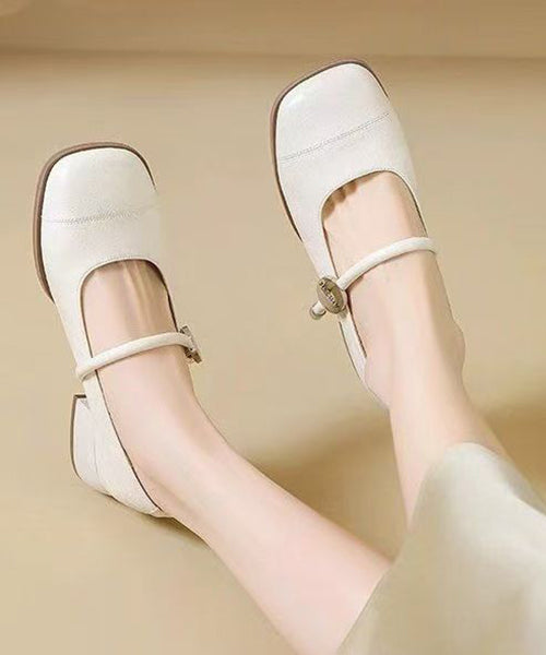 Neue braune Loafer-Schuhe aus Kunstleder mit Schnallenriemen YC018
