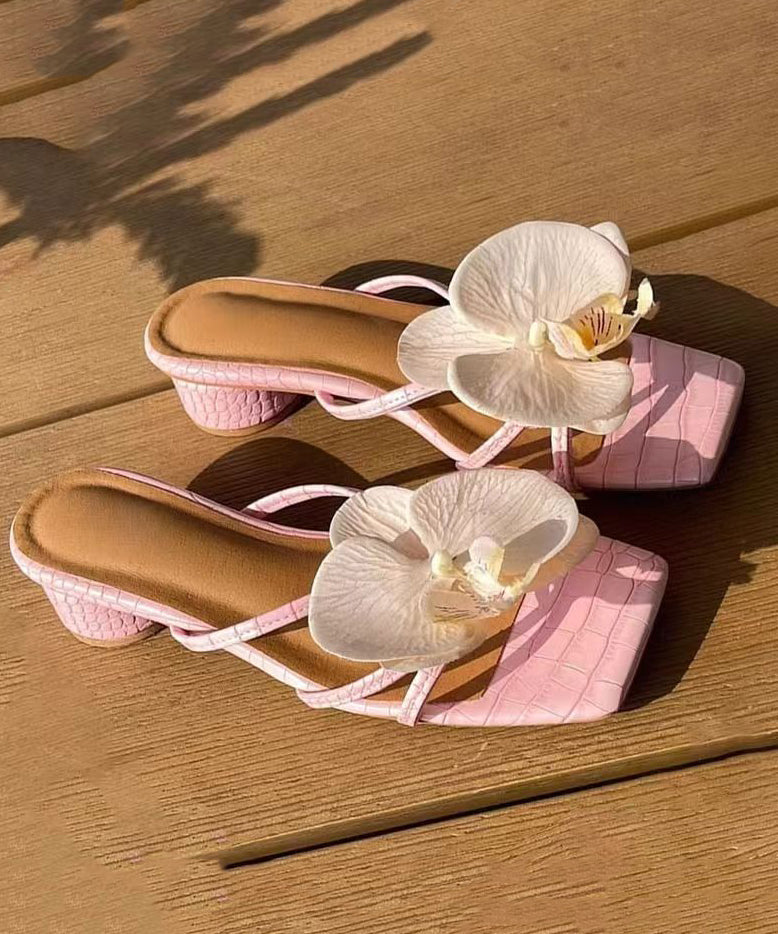 Sandales à épissures à fleurs et bout ouvert épais, roses