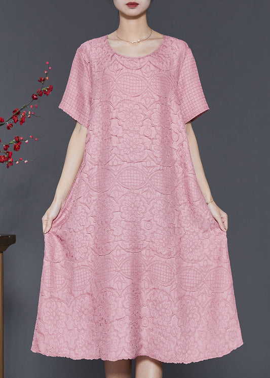 Robe de vacances en coton jacquard rose surdimensionnée pour l'été SD1027