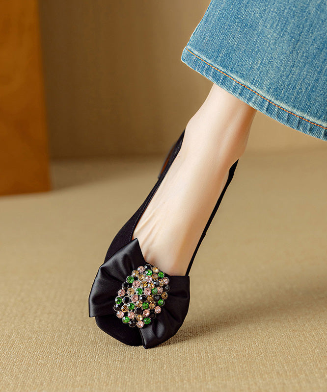Mocassins épissés en daim avec nœud épais et zircon violet