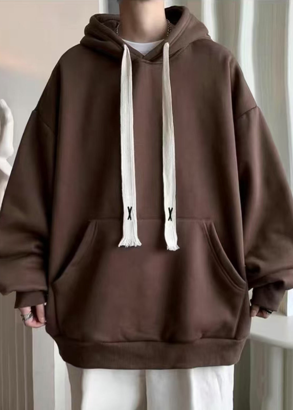 Sweat-shirt simple noir à capuche et poches à lacets en coton pour homme, printemps YQ030