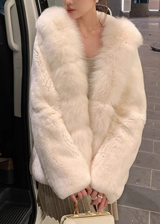Manteau d'hiver simple en fourrure de vison blanche avec col en fourrure TY019