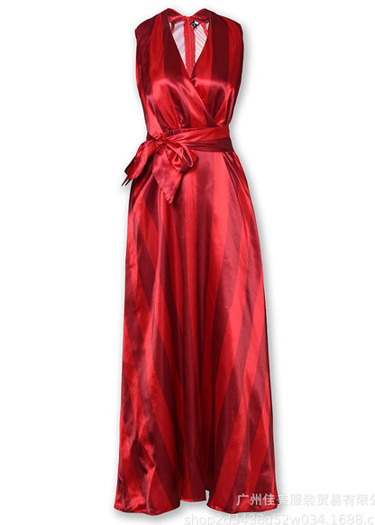 Robe en coton rouge coupe slim à col en V et ceinture nouée sans manches AA1058