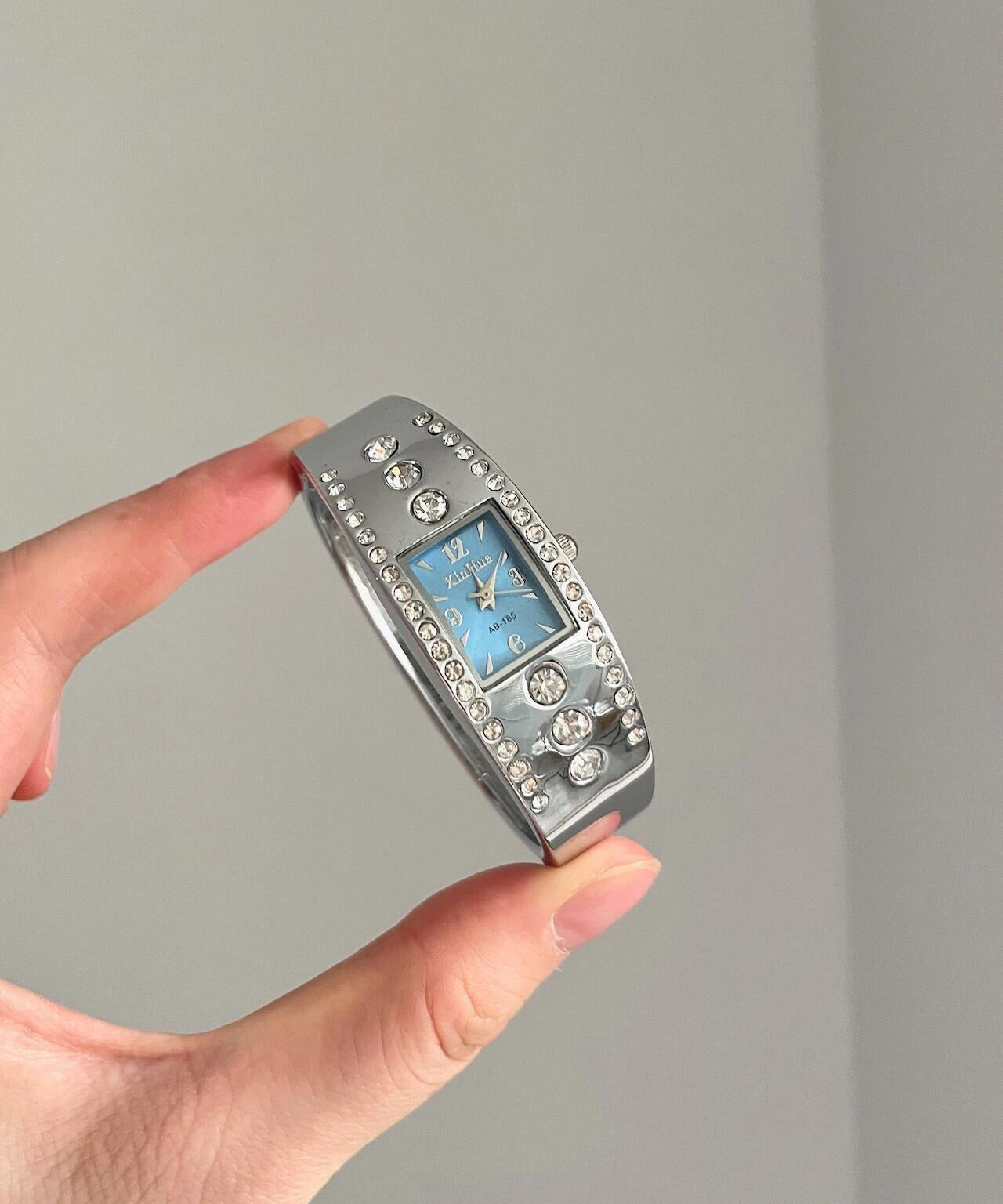 Alloy Glass Organic Silk Style Watches Zircon