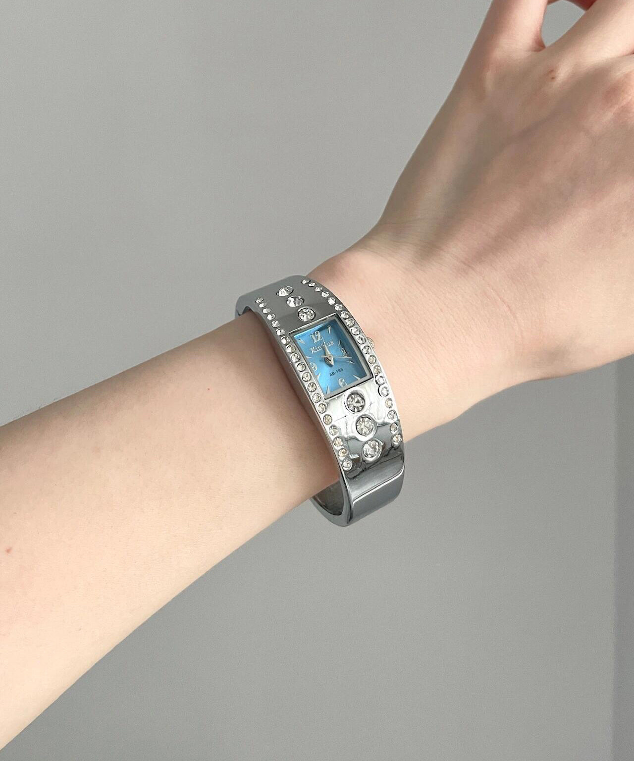 Alloy Glass Organic Silk Style Watches Zircon