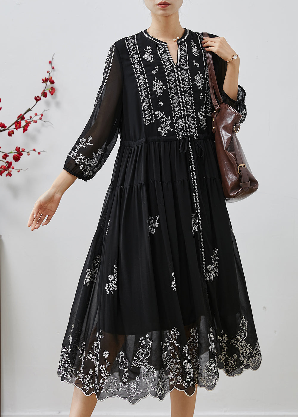 Stylish Black Embroidered Chiffon Cinched Dresses Summer AP1063