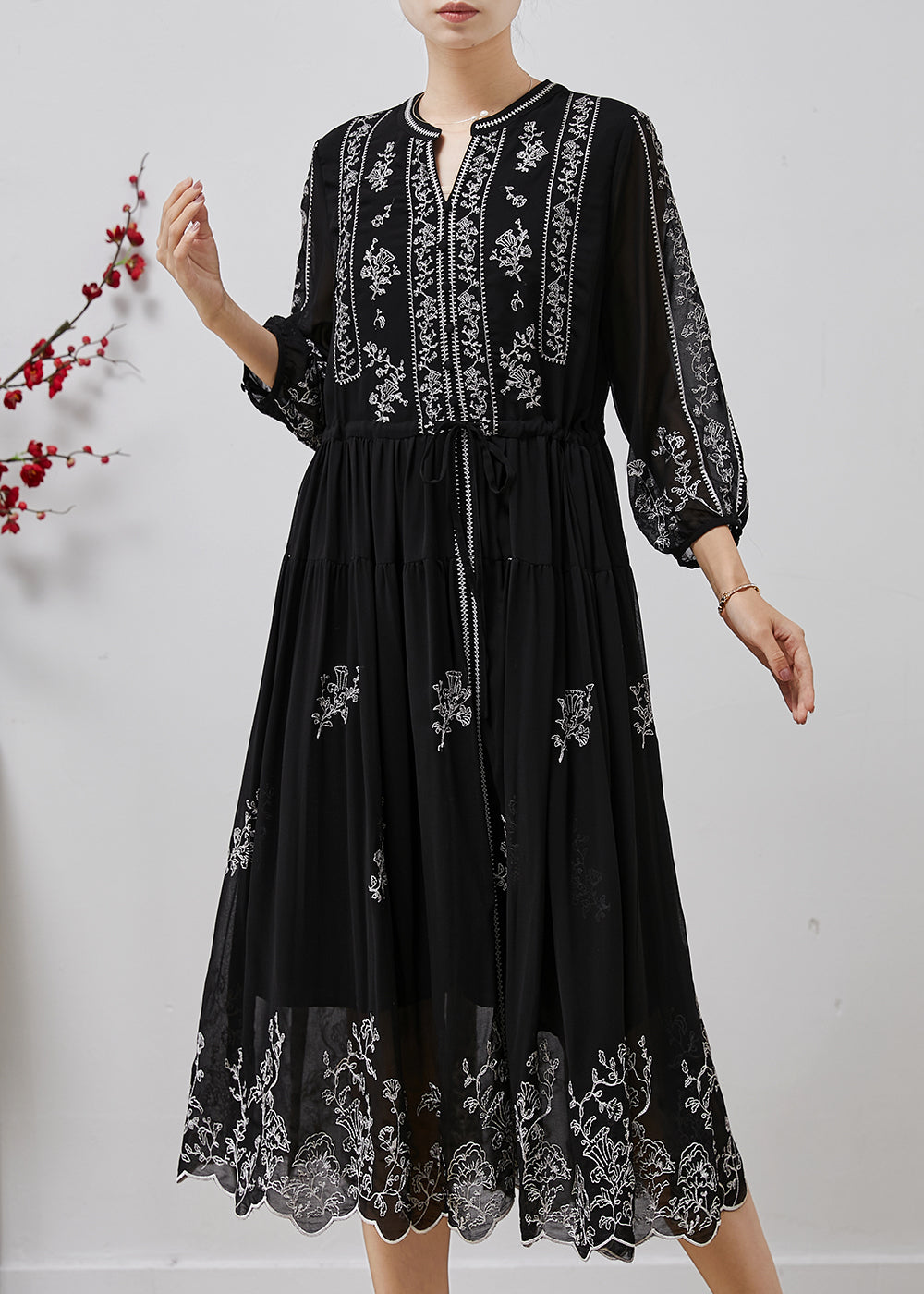 Stylish Black Embroidered Chiffon Cinched Dresses Summer AP1063