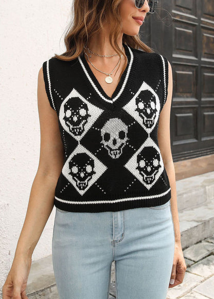 Stylish Black V Neck Hollow Out Knit Vest Sleeveless AE1022