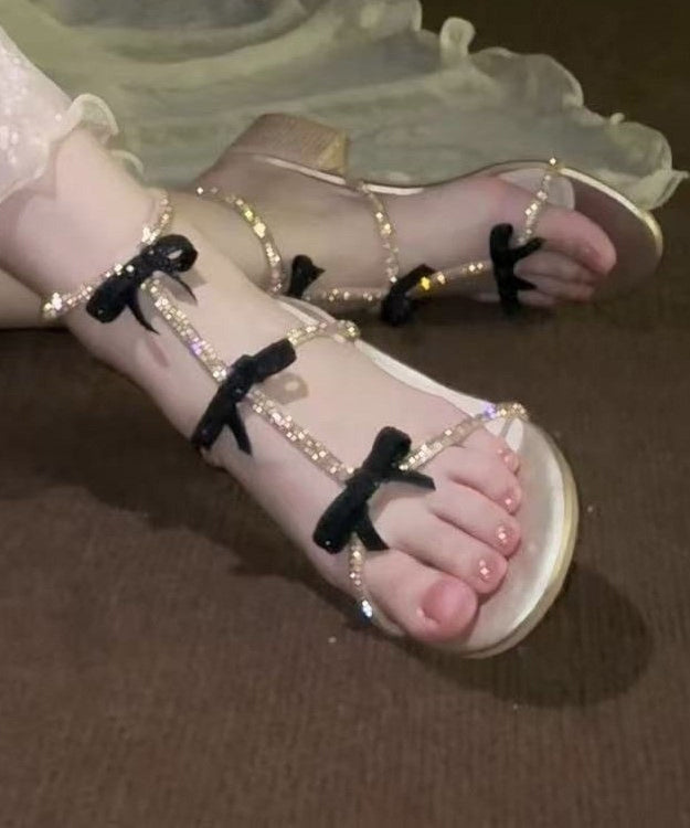 Sandales à talon épais et élégant avec nœud en zircon