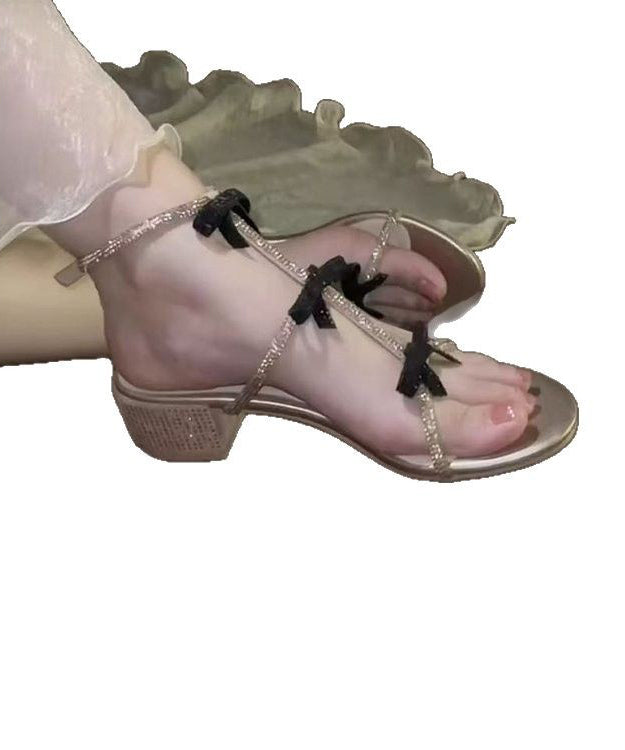Sandales à talon épais et élégant avec nœud en zircon