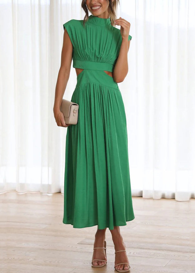 Robe longue élégante en coton vert avec poches froissées pour l'été