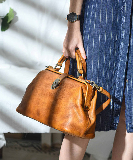 Capacity Brown Tote Handbag Leather Large Vintage