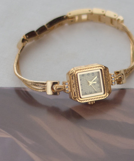 Montres à chaîne carrée Vogue en acier inoxydable et zircon doré