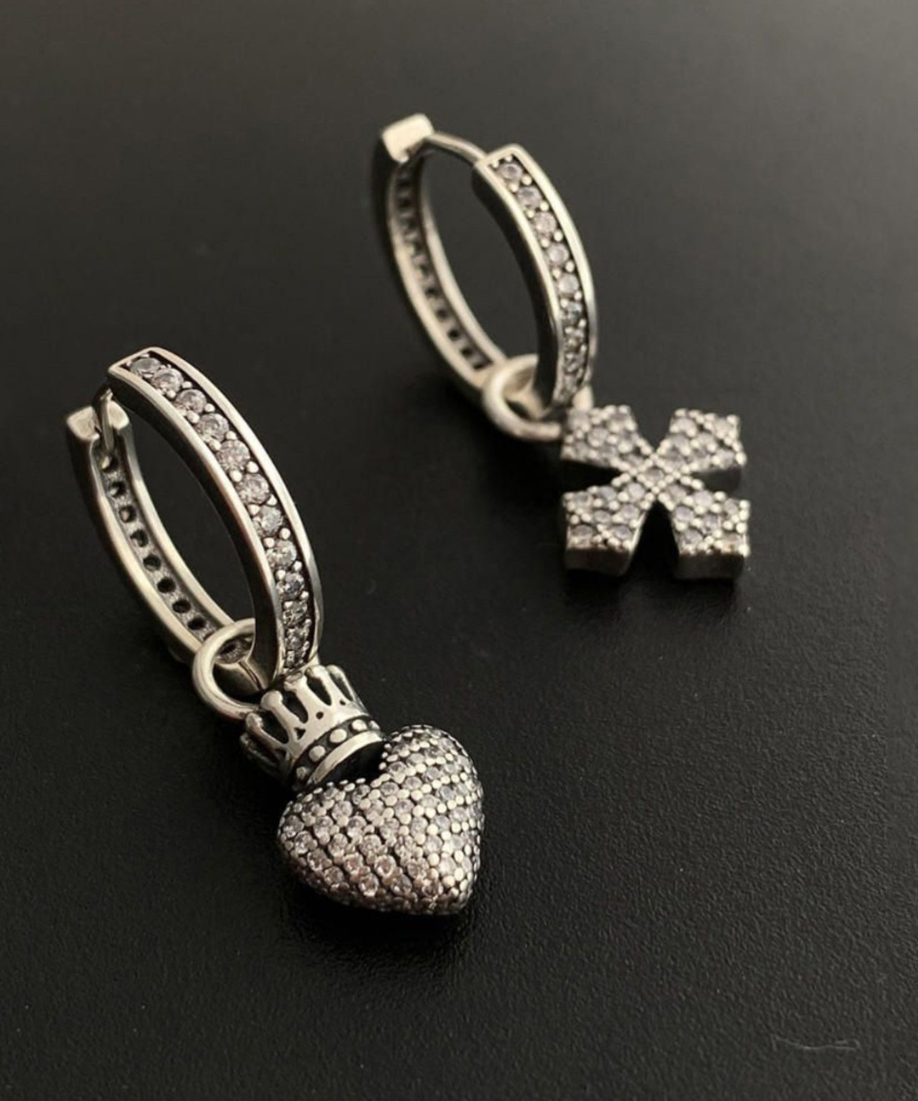 Boucles d'oreilles pendantes asymétriques en argent sterling blanc Vogue II055