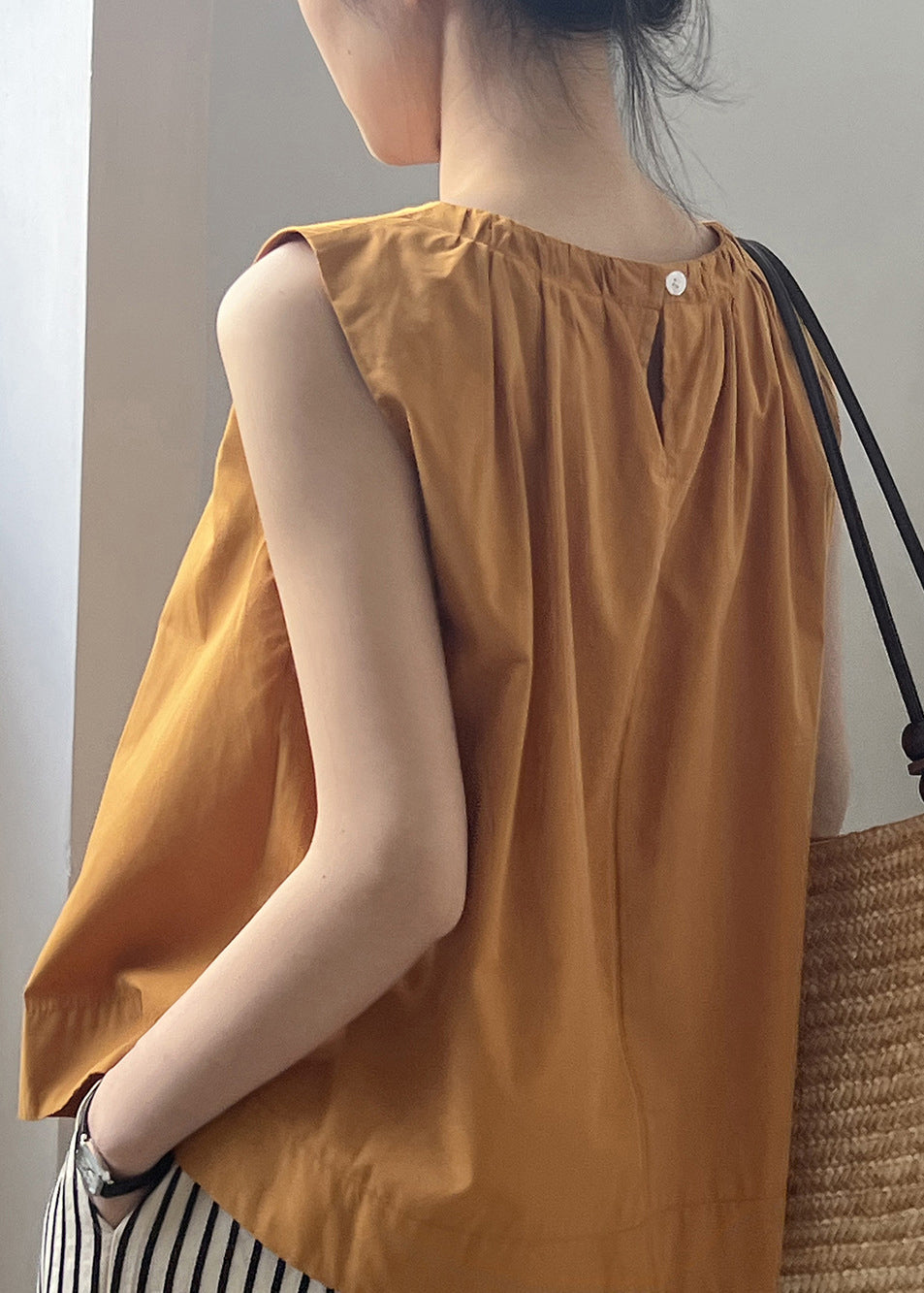 Women Orange Wrinkled Solid Cotton Top Sleeveless QE034