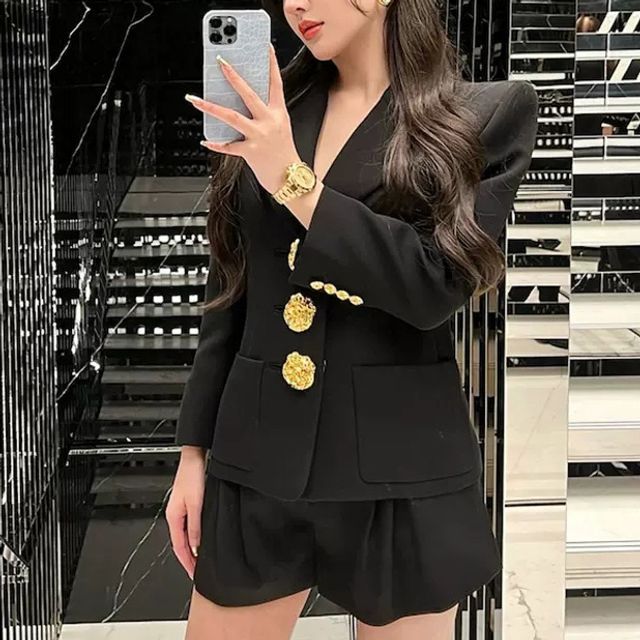 Long-Sleeve Plain Floral Buttoned Blazer