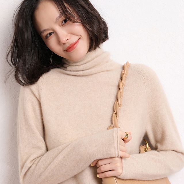 Long-Sleeve High Neck Plain Knit Top