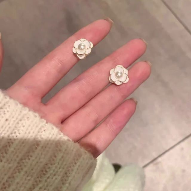 Earring Alloy Flower Faux Pearl