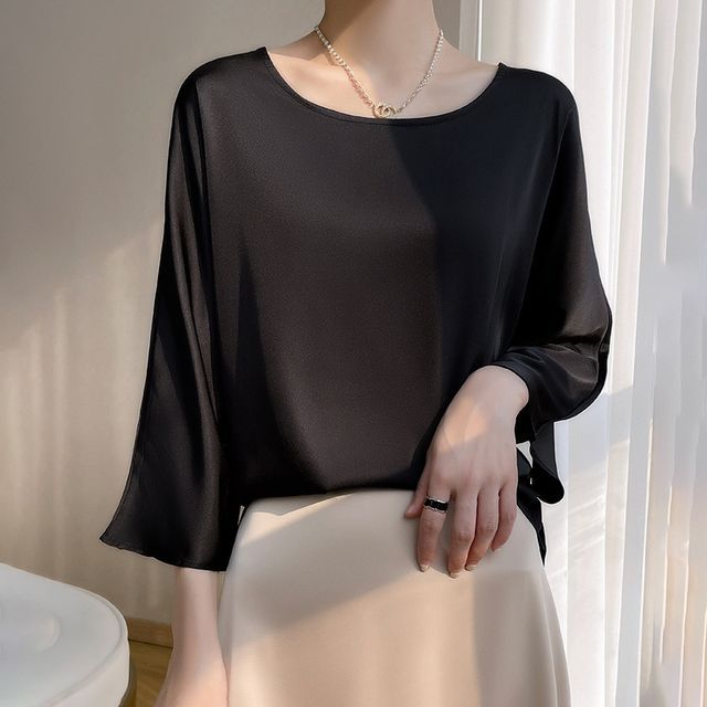 3/4-Sleeve Crew Neck Plain Blouse