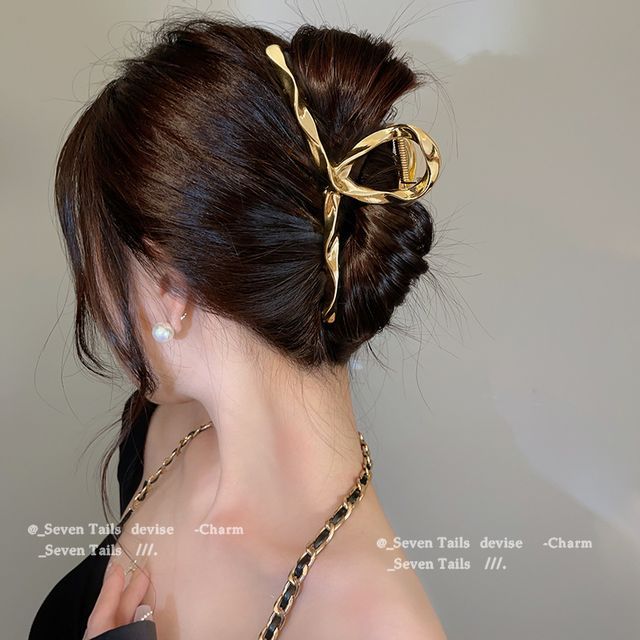 Faux designs) Pearl Clamp / Hair Alloy (various Twisted