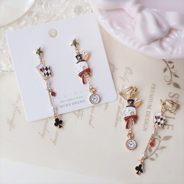 Poker Earring Clip Enamel Asymmetrical Drop / On Rabbit