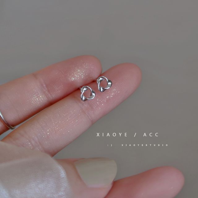 Earring Twisted Triangle Silver Sterling