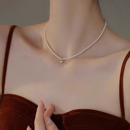 Heart Pearl Pendant Choker Faux