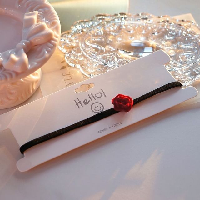 Rose Choker