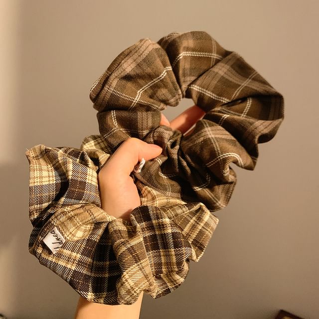 Plaid Scrunchie