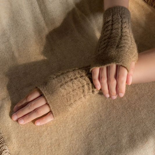 Plain Cable-Knit Arm Sleeves