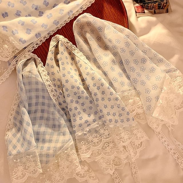 Plaid Triangle Scarf (Various Trim Lace Head Designs)