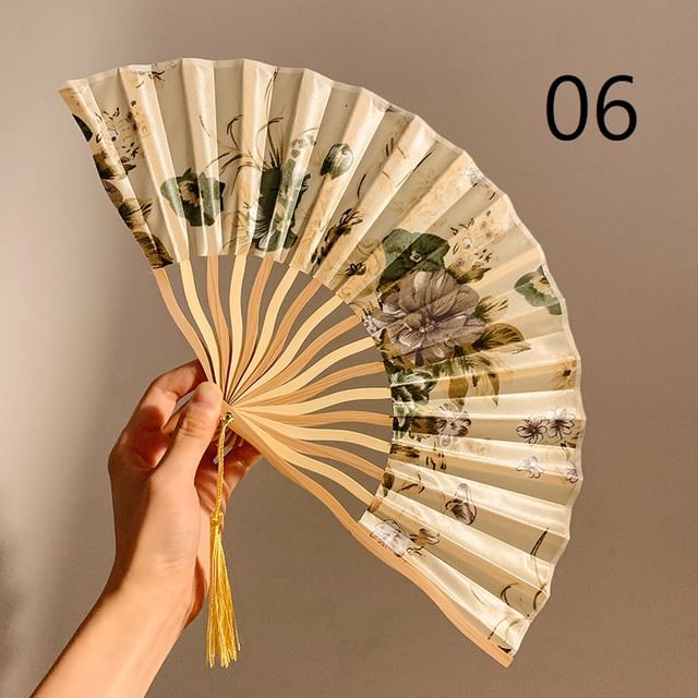Hand Lace (Various / Set Floral Designs) Foldable Choker Fan
