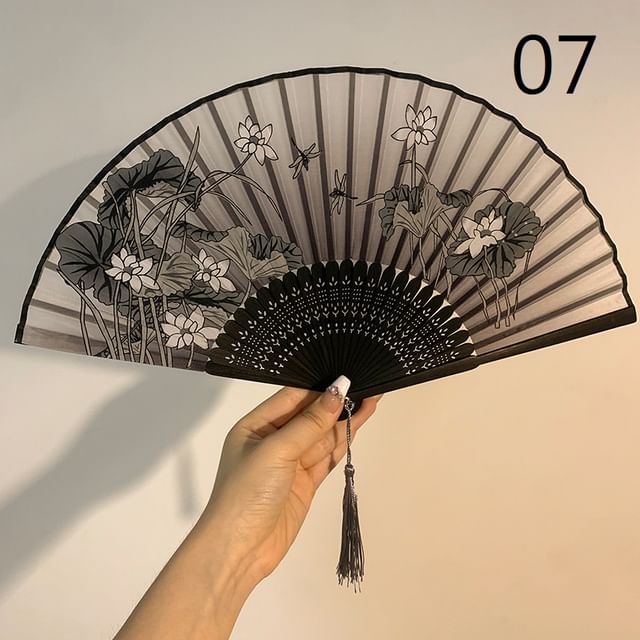 Hand Lace (Various / Set Floral Designs) Foldable Choker Fan