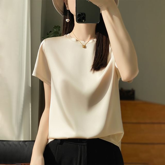 Short-Sleeve Crewneck Satin Plain T-Shirt