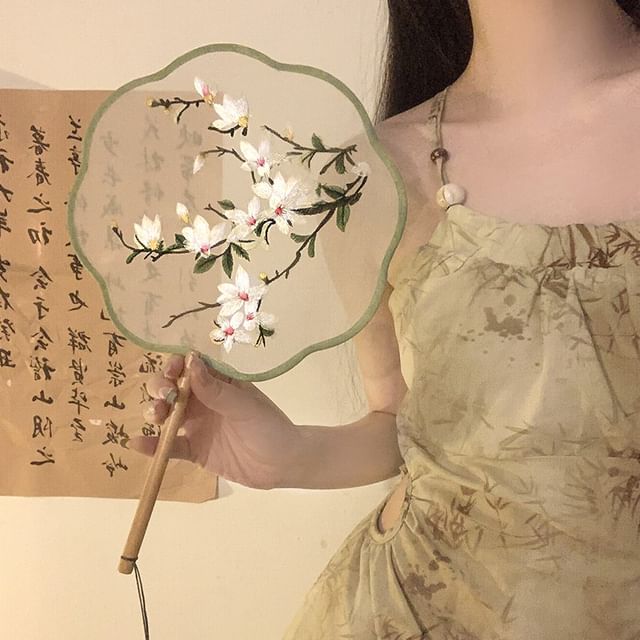 / Hand Embroidered Fan Print Tassel