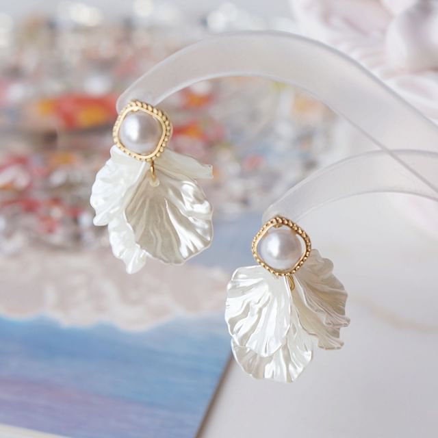 Petal Pearl Chandelier Faux Earring Alloy