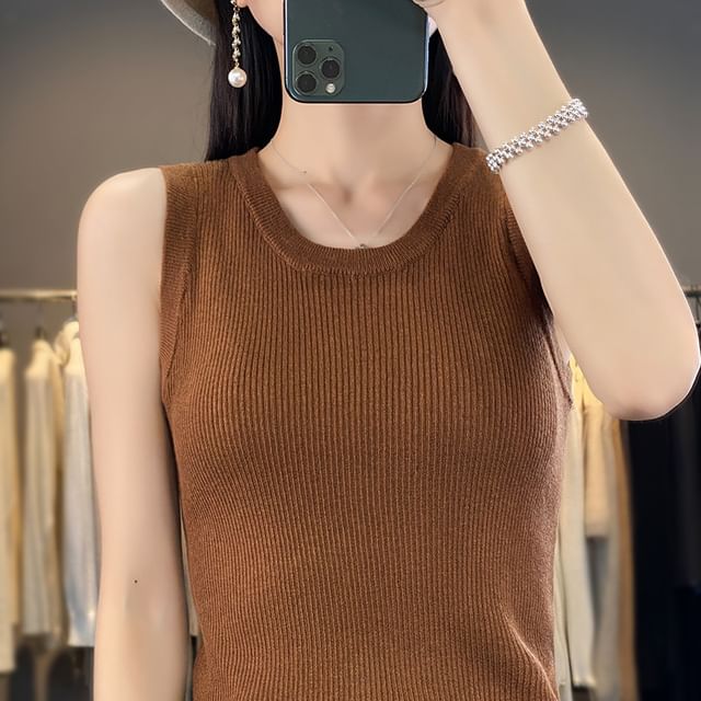 Round Neck Plain Ribbed Knit Tank Top