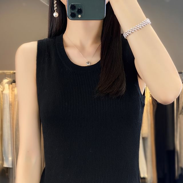 Round Neck Plain Ribbed Knit Tank Top