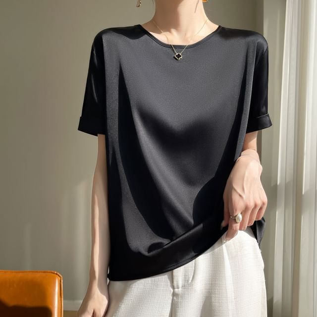 Short-Sleeve Crew Neck Plain Satin T-Shirt