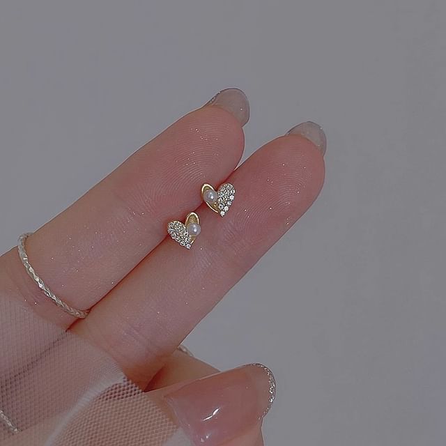 Ear Stud Heart Rhinestone