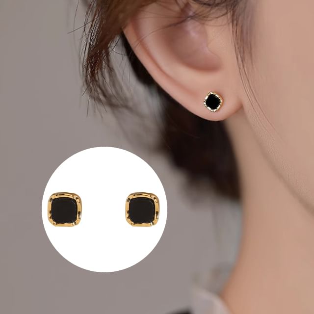 Ear Silver Square Stud Sterling