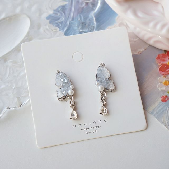 / Butterfly Earring On Drop Clip