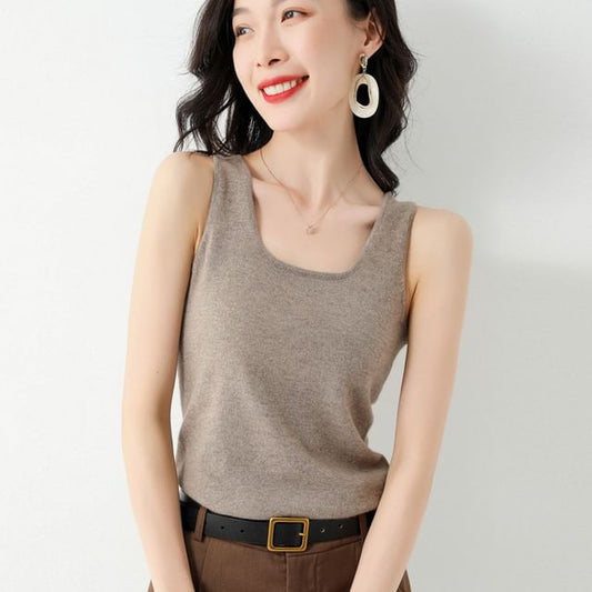 Scoop Neck Plain Knit Slim Fit Tank Top