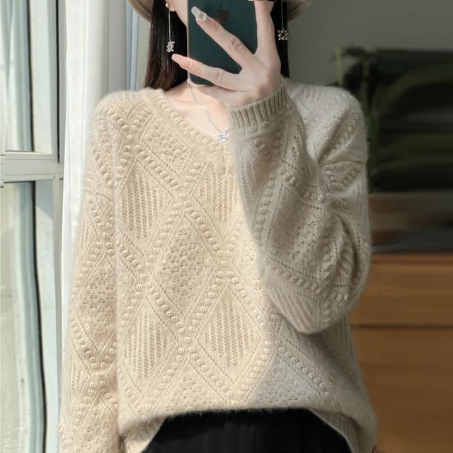 V-Neck Plain Diamond Patterned Sweater