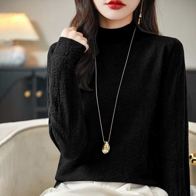 Long-Sleeve Mock Neck Plain Geometric Patterned Knit Top