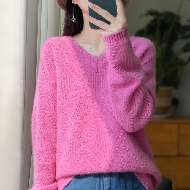 V-Neck Plain Diamond Patterned Sweater