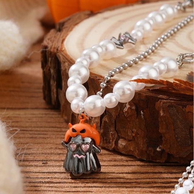 Pumpkin ChiropteraPearl Halloween Necklace