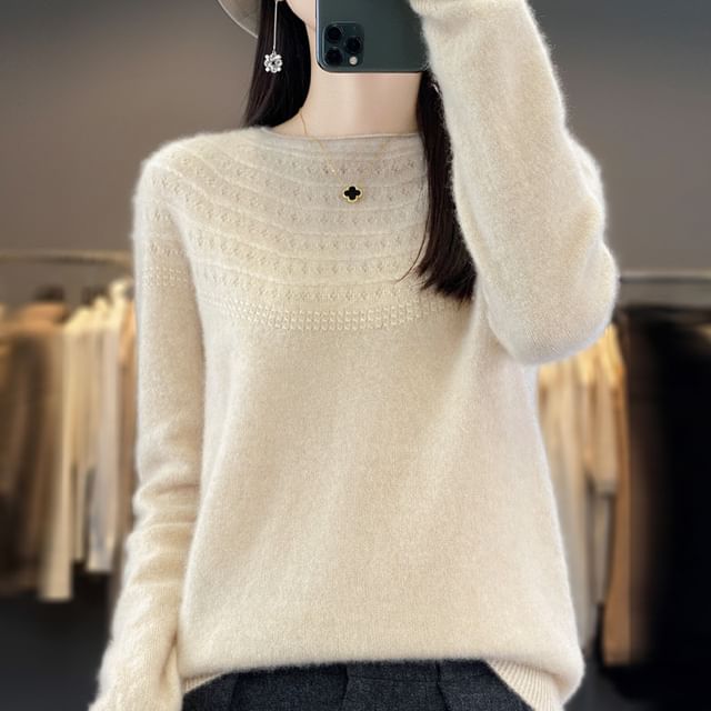 Round Neck Plain Jacquard Knit Sweater